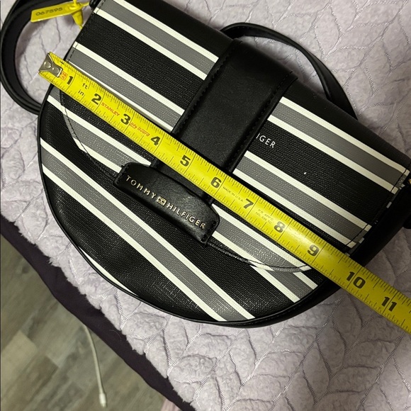 Tommy Hilfiger Black and Gray Striped Crossbody and Wallet - Picture 10 of 14